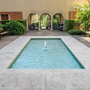 Apartament Tuscany Garden-free Parking-balcony-ac- Elevator, Budapeszt